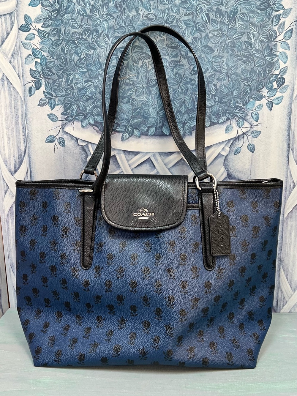 Coach Badlands City Tote Midnight Blue With Black Roses